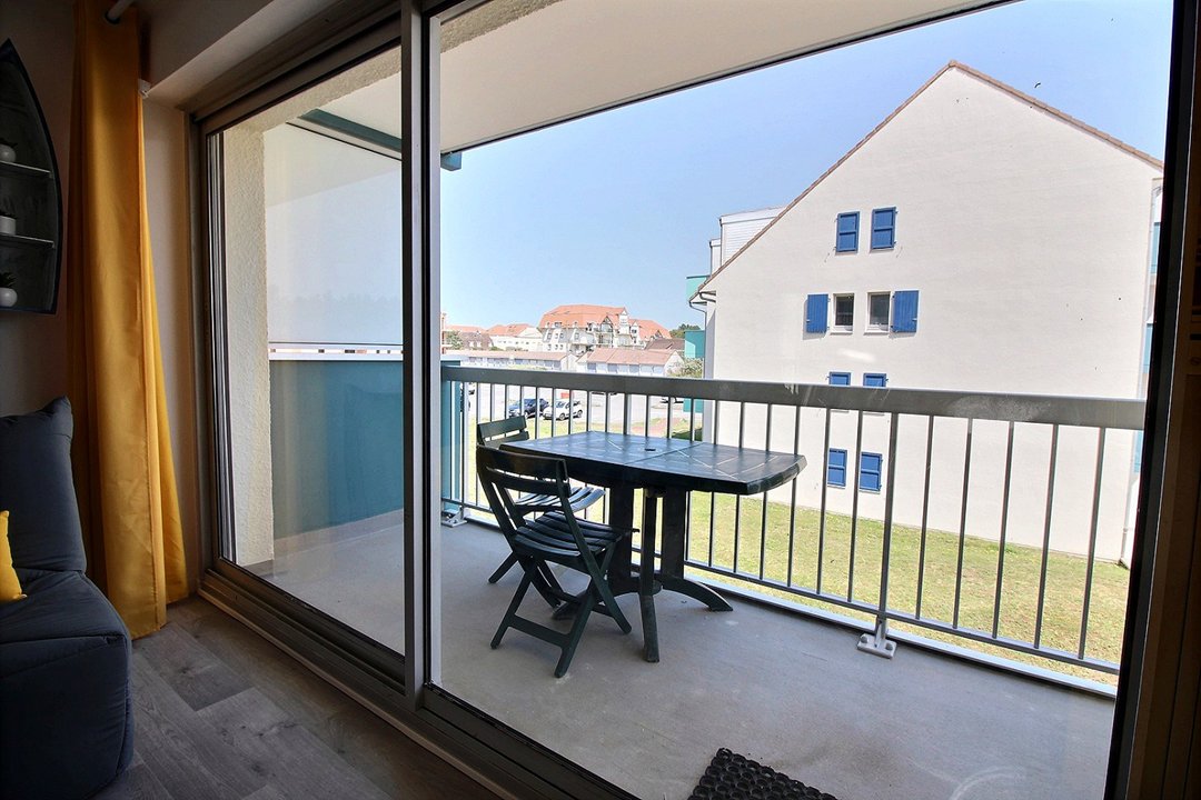 /picture/helios/116215201/QUEENVICT F2/1_2026-01-01CET00h00-13.jpg